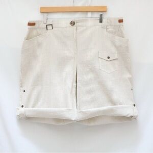 Marina Rinaldi shorts beige sand pinstripe seersucker plus size 20 Academia 29